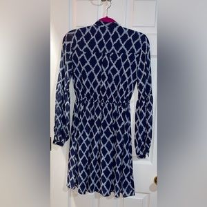 Brand: Michael Kors Style: Dress 👗  Size: XS  Color: White & blue